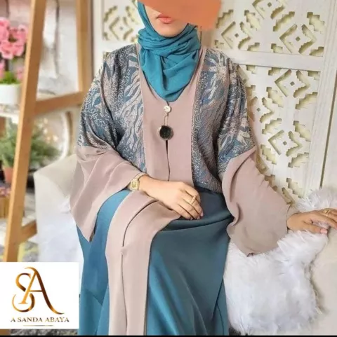 Luxury Embroidered Abaya- Teal