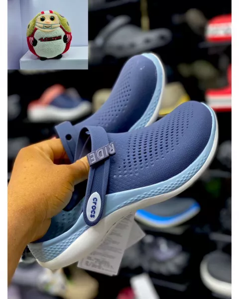Crocs Ride Slip On- Blue