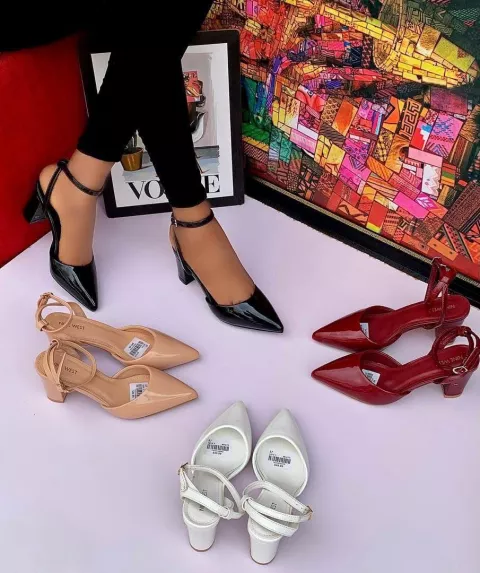 Black Nine West Heel