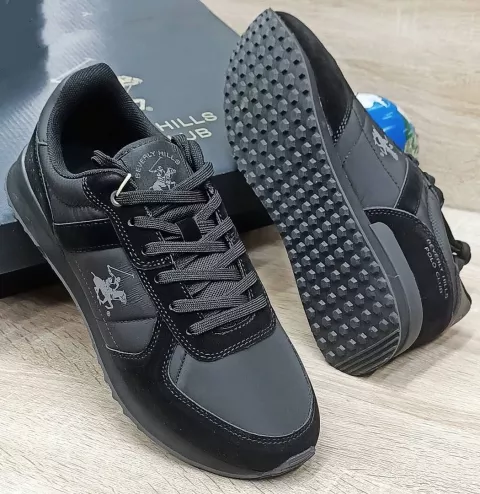 Beverly Hills All Black Sneakers