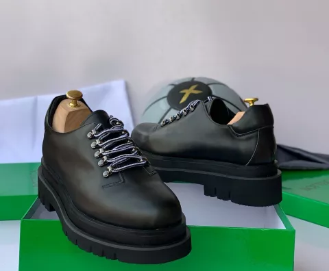 Bottega Veneta Leather Shoe