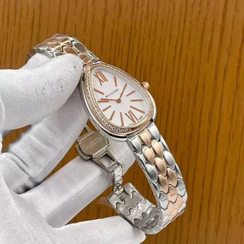 Women's Elegant Bvlgari Chain Strap Watch