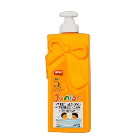 Medix 5.5 Junior Sweet Almond + Turmeric Glow Moisturizing Body Lotion