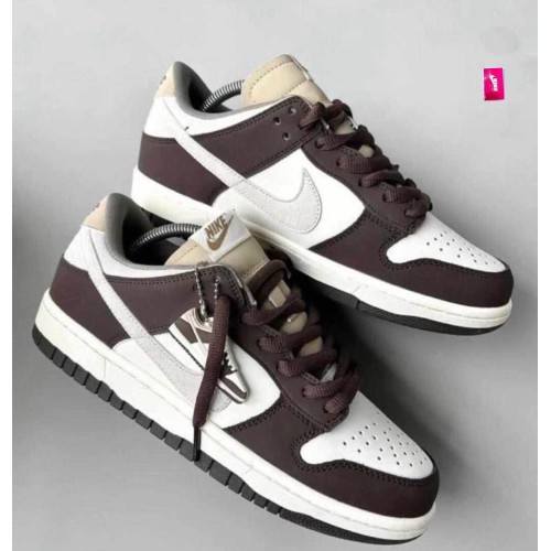 Brown Nike SP Low Sneakers