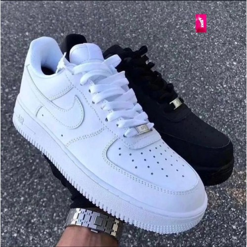 Nike Air Force Plain White