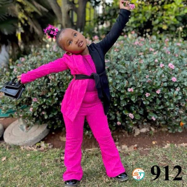 Girls 2 piece set- Pink and Black