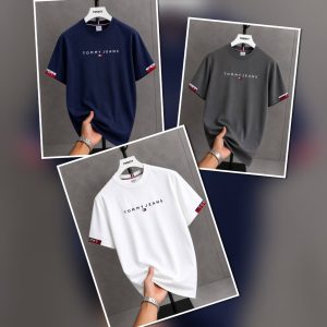 Tommy Hilfiger Men's Round Neck T-Shirt – Classic Cotton Casual Tee