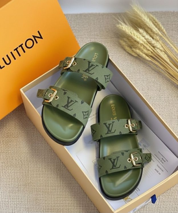 Women’s Comfortable Leather Slide Sandals