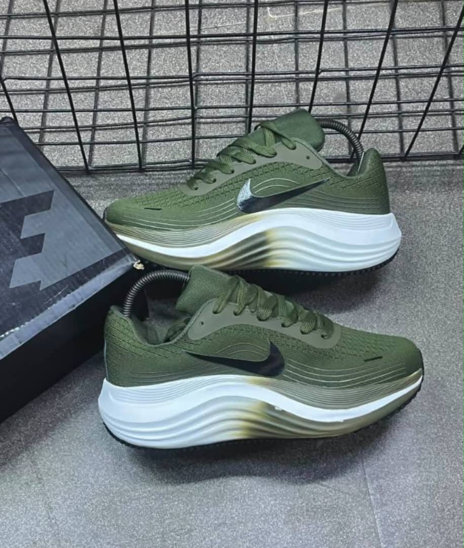 Men’s Nike Stylish Casual Sports Shoes